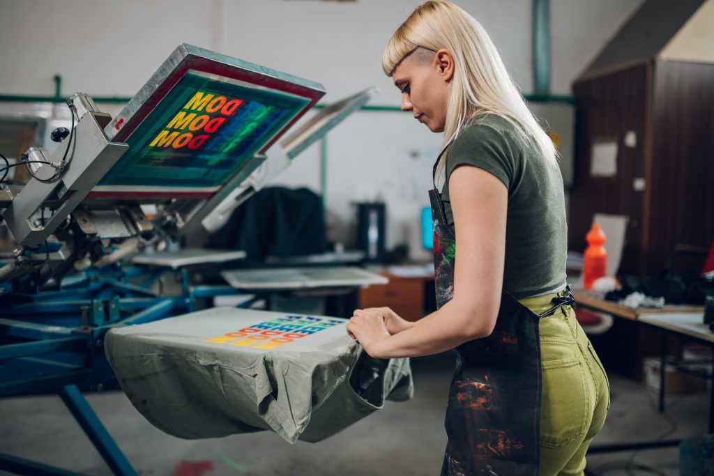 DTF T-Shirt Printing Shop